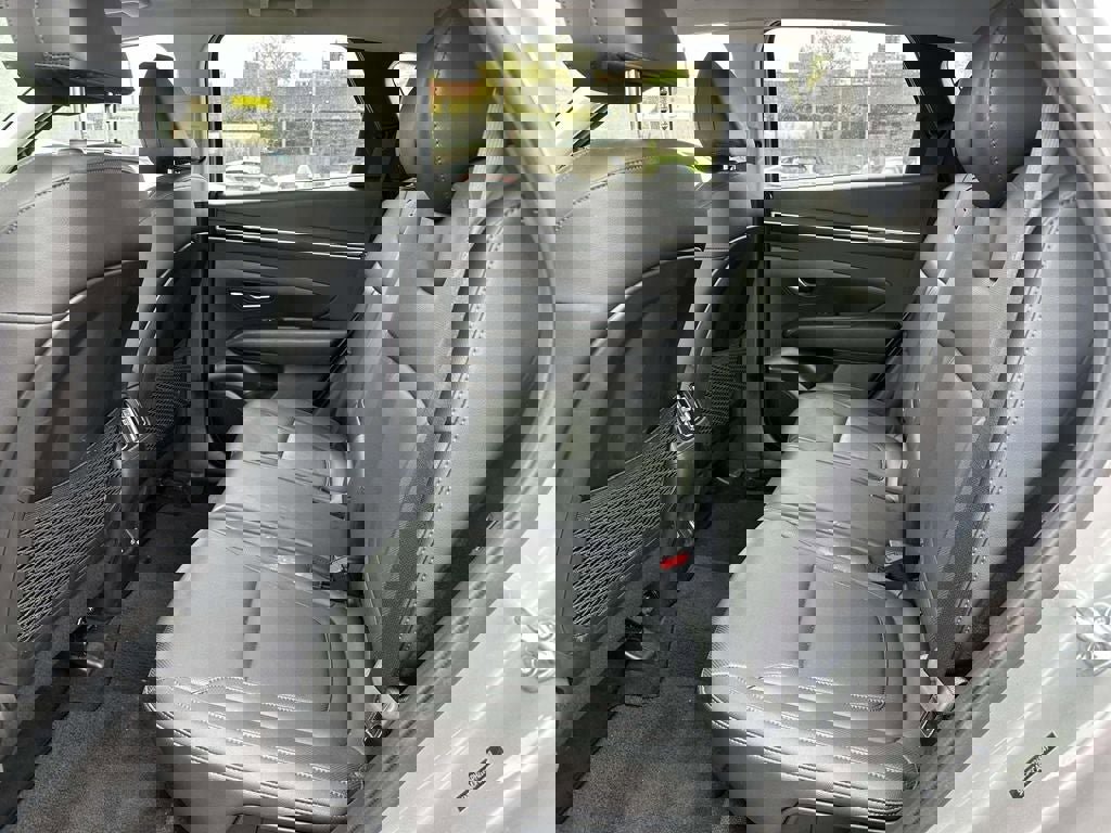 Used 2023 Hyundai Tucson SEL w/ Convenience Package AWD/4WD image 14