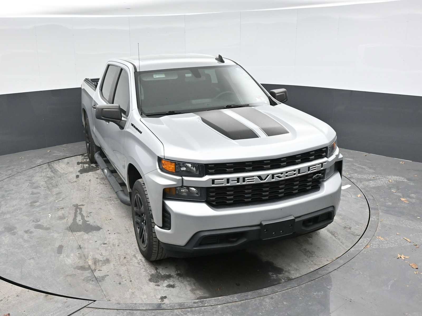 Used 2020 Chevrolet Silverado 1500 Custom w/ Rally Edition image 17