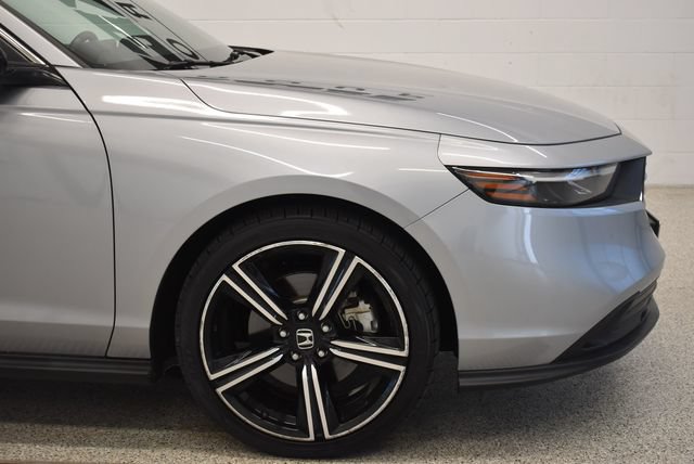 Used 2023 Honda Accord Sport image 13