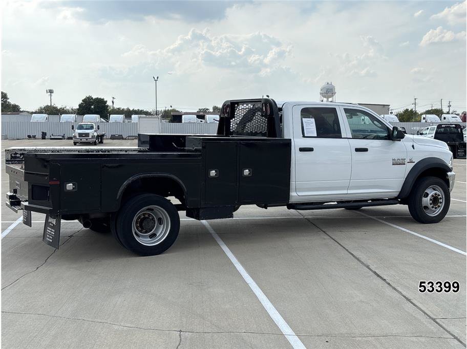 Used 2018 RAM 5500 Tradesman w/ Ambulance Prep Group RWD image 2
