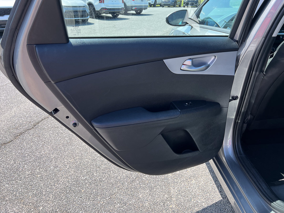 Used 2023 Kia Forte LXS FWD image 19