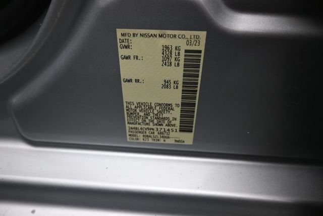 Used 2023 Nissan Altima 2.5 SR FWD image 9