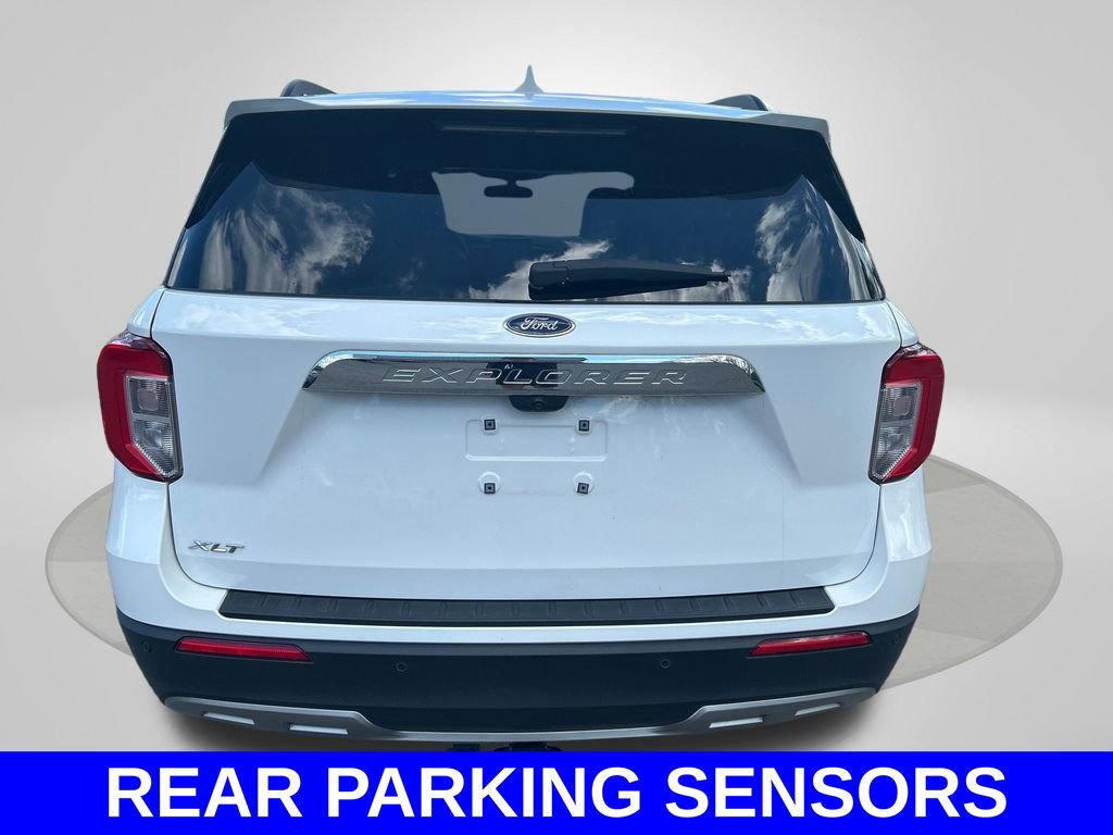 Used 2023 Ford Explorer XLT w/ Equipment Group 202A RWD image 6