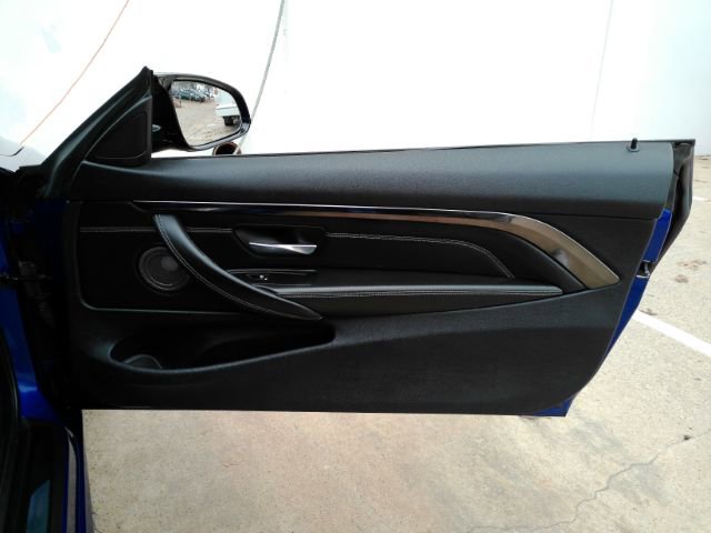 Used 2019 BMW M4 CS w/ Executive Package image 16