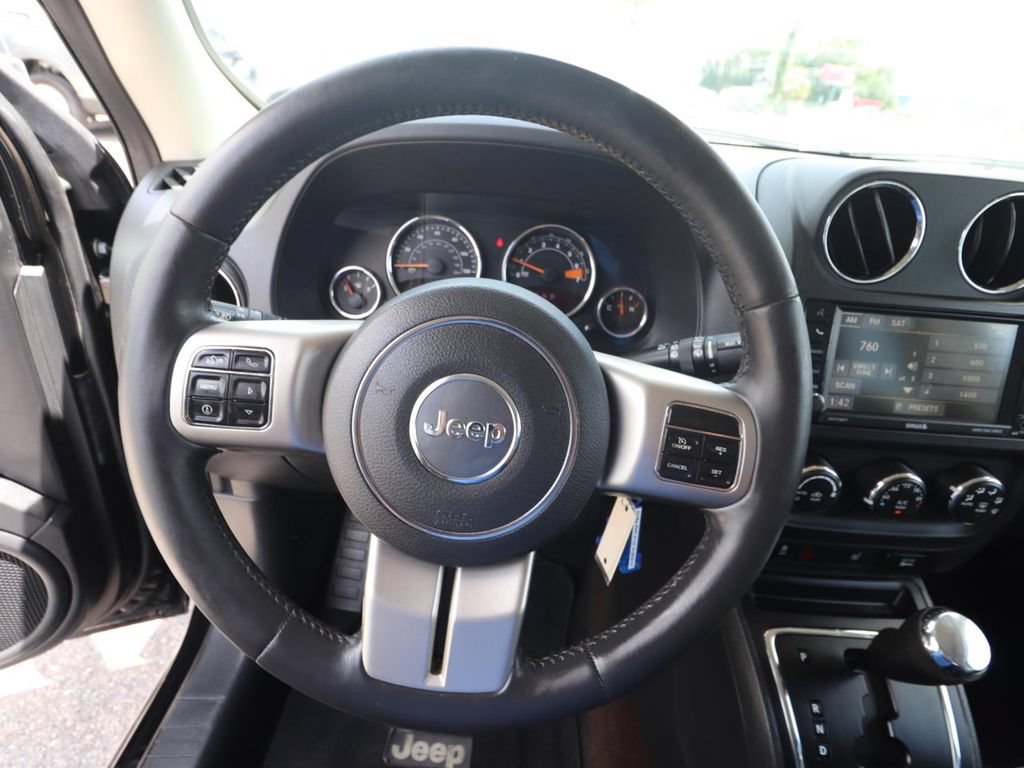 Used 2014 Jeep Patriot Limited AWD/4WD image 17