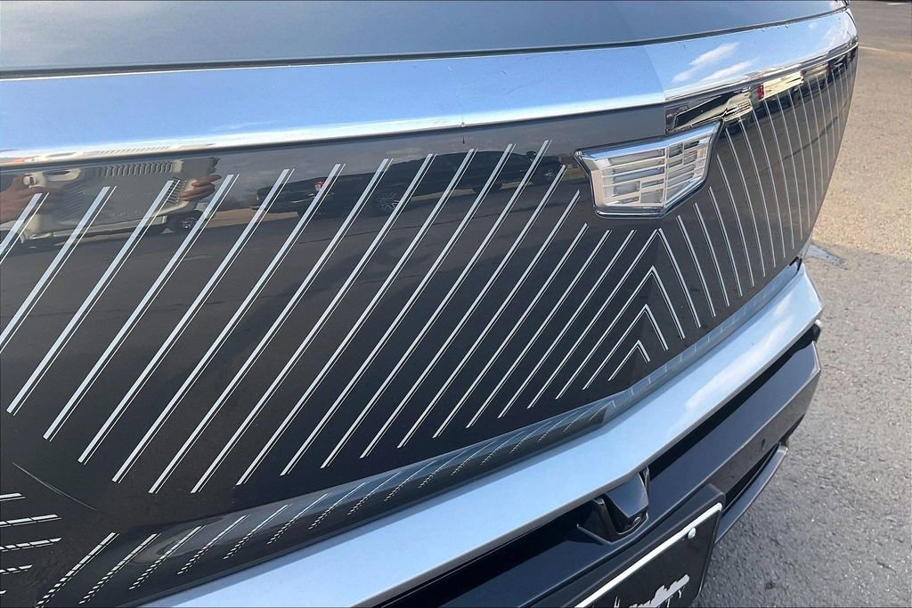Used 2026 Cadillac Vistiq Luxury image 35