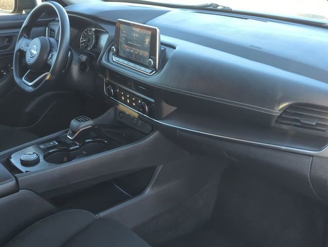 Used 2024 Nissan Rogue S image 26