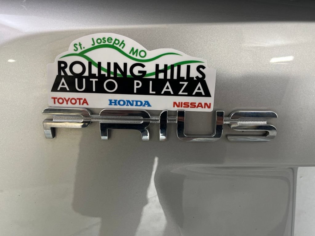 Used 2017 Toyota Prius Two w/ Prius Two Safety Plus Package FWD image 44