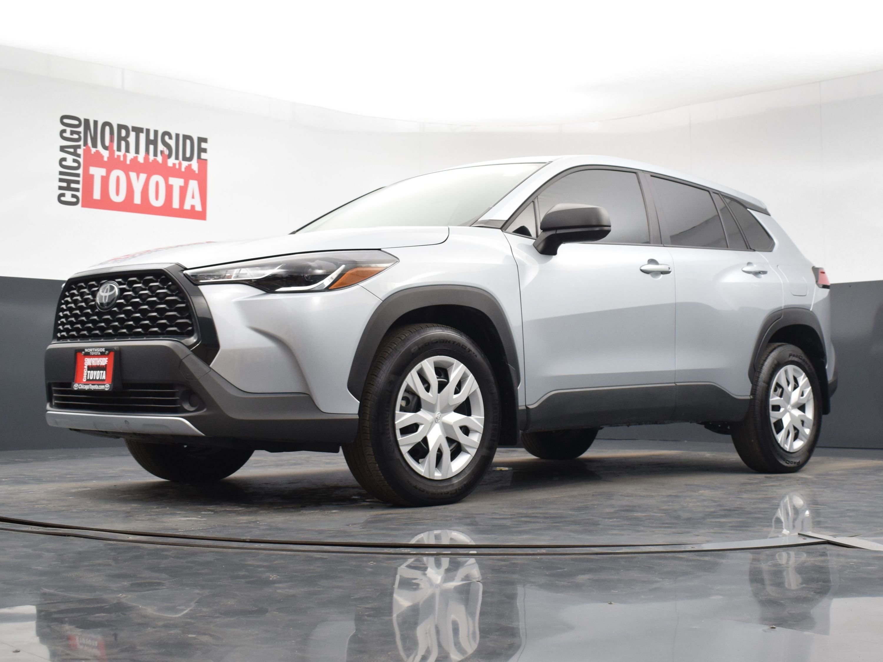 Used 2024 Toyota Corolla Cross L image 30