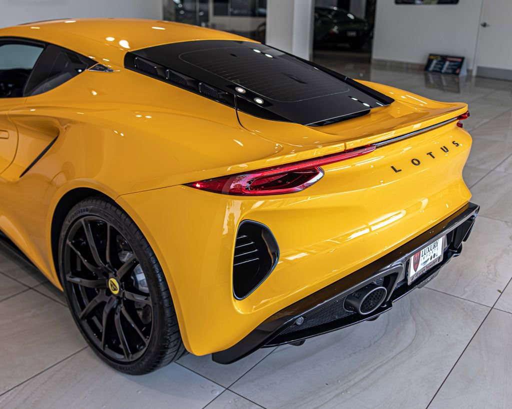 Used 2025 Lotus Emira RWD image 14