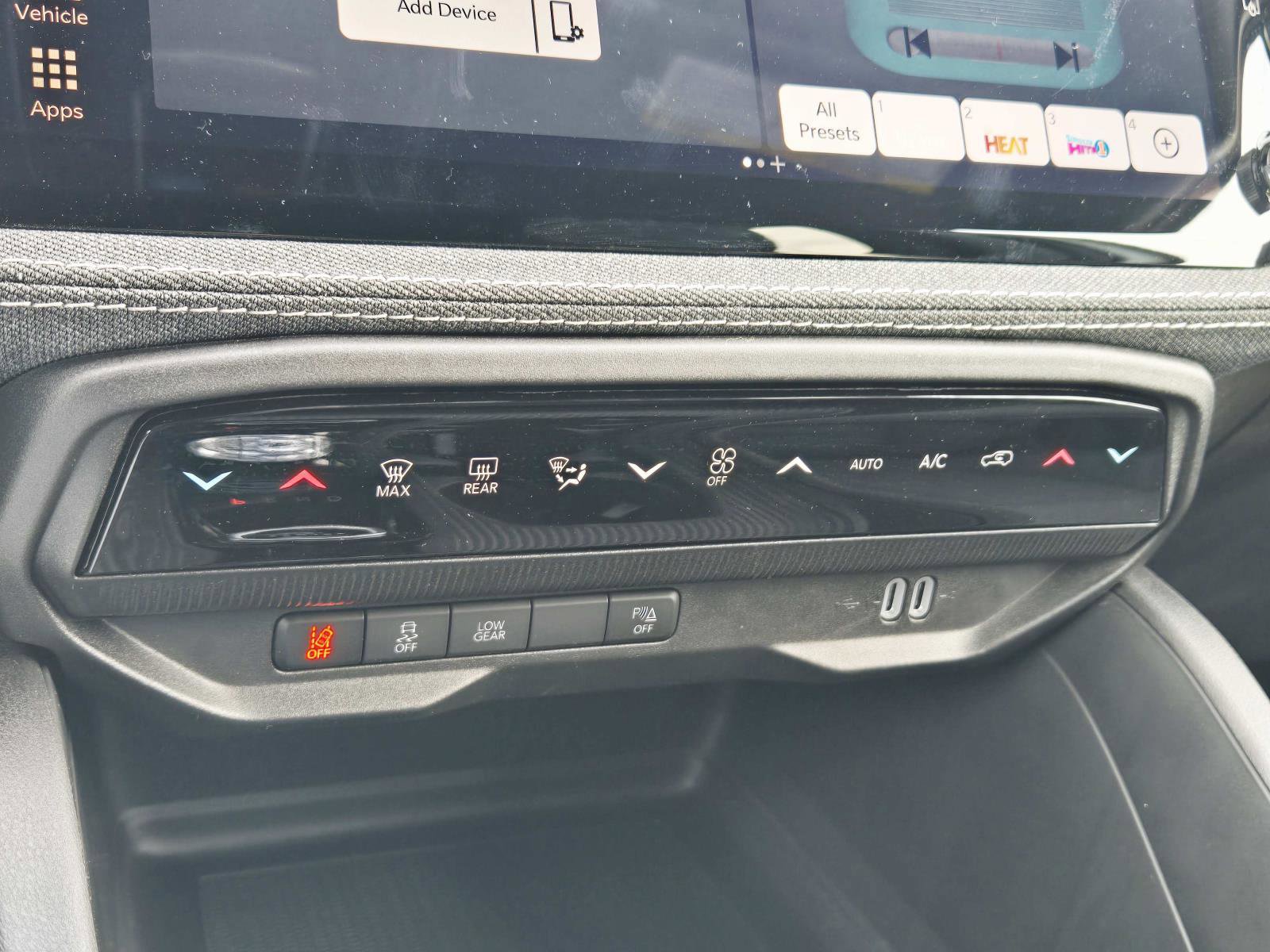 New 2026 Jeep Cherokee Laredo image 23