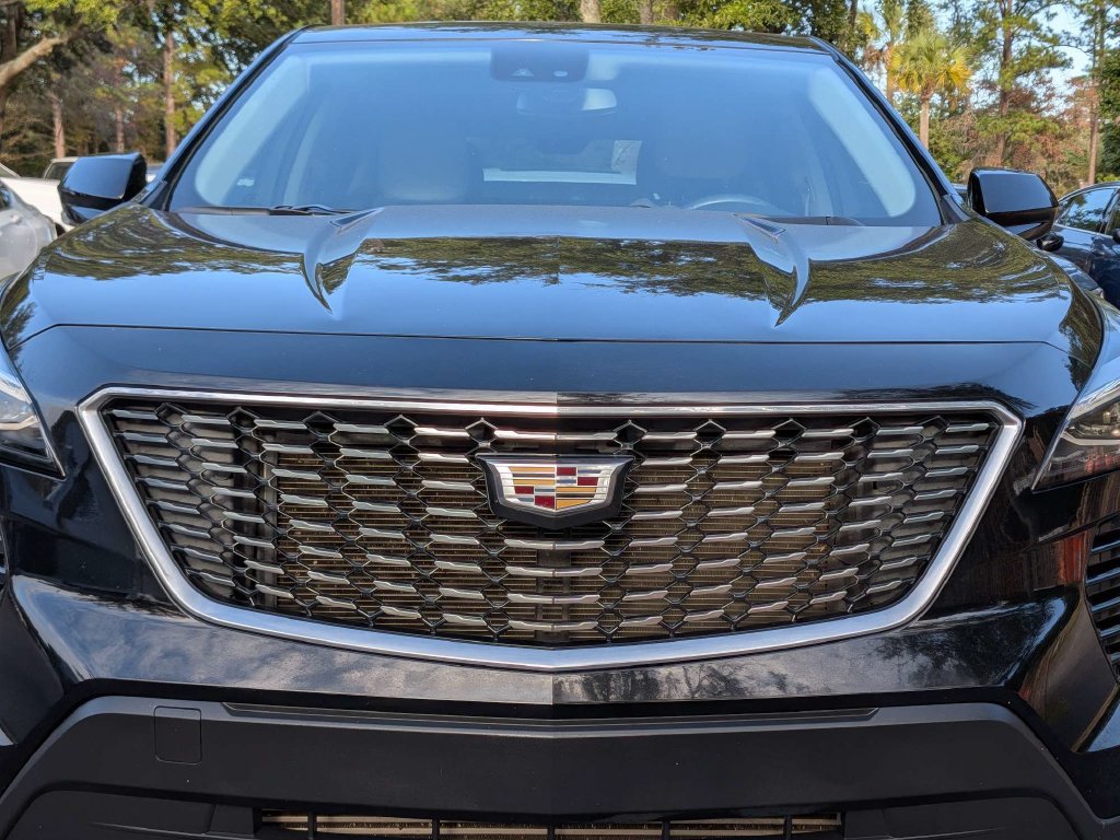 Used 2023 Cadillac XT4 Luxury w/ Cold Weather Package FWD image 10