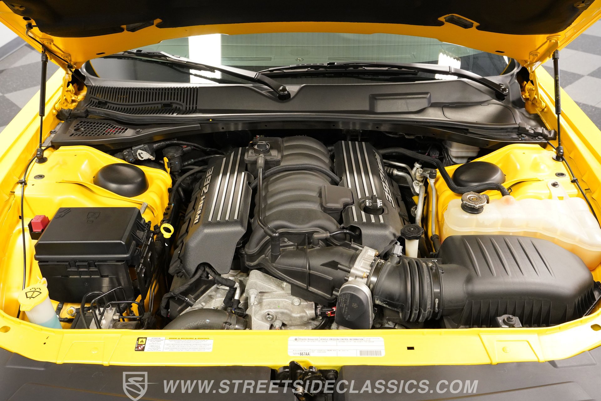 Used 2012 Dodge Challenger SRT8 Yellow Jacket w/ Premium Sound Group RWD image 33
