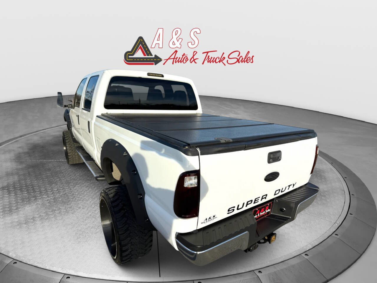 Used 2011 Ford F250 XLT w/ Chrome Pkg image 17