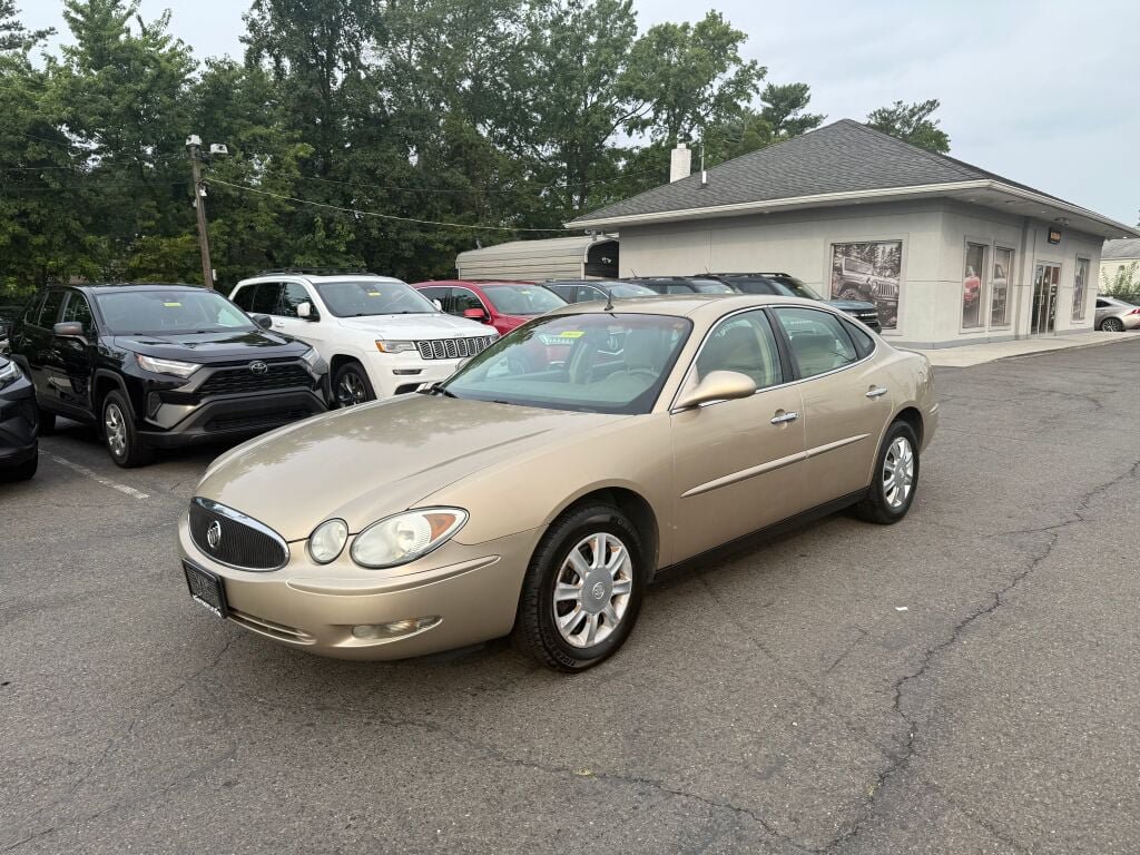 Used 2005 Buick LaCrosse CX FWD image 3