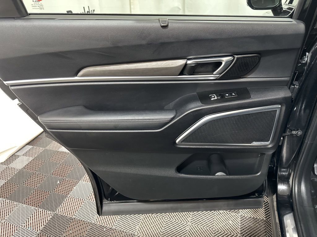 Used 2023 Kia Telluride SX Prestige X-Line image 19