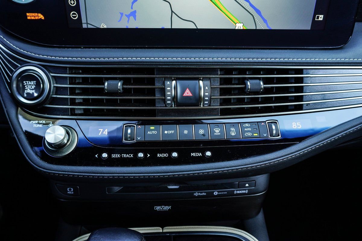 Used 2022 Lexus LS 500 w/ Interior Upgrade Package image 23