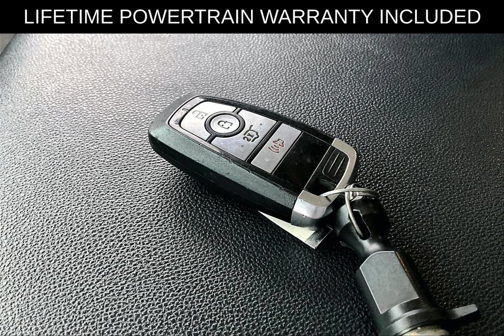 Used 2024 Ford Expedition XLT AWD/4WD image 13