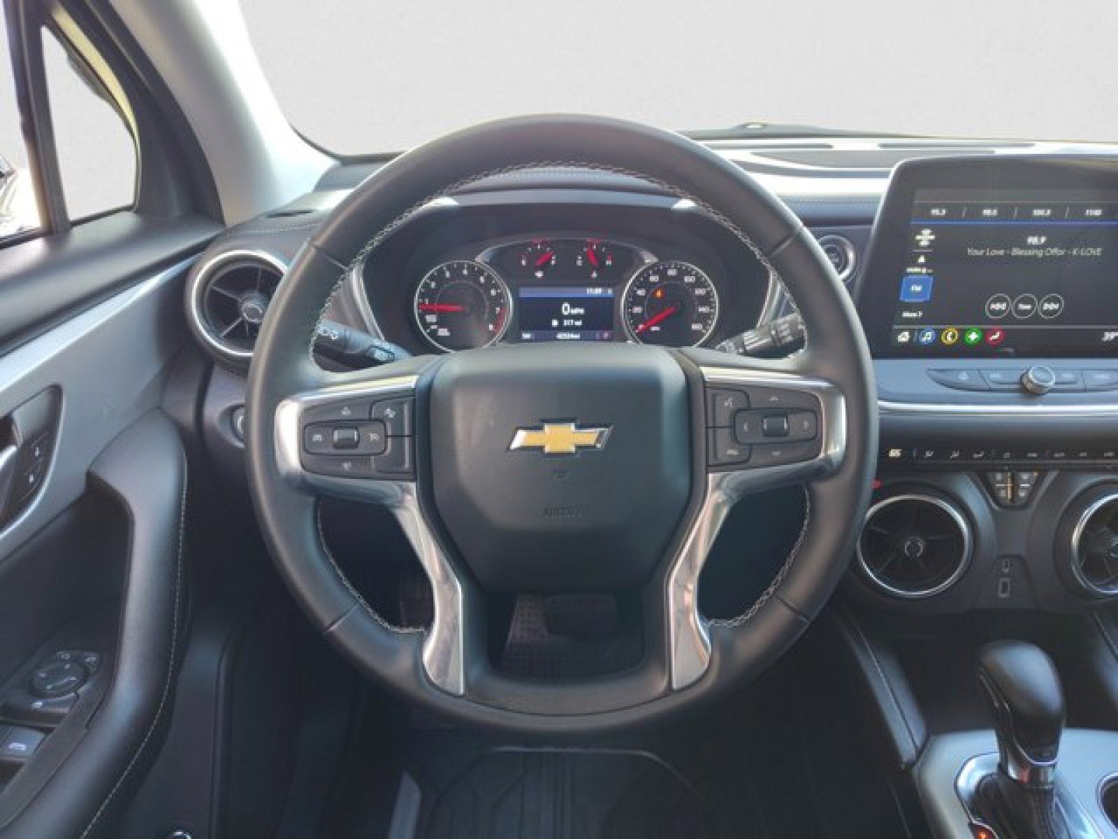 Used 2023 Chevrolet Blazer LT image 15