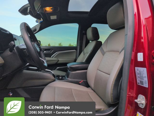 Used 2024 Chevrolet Colorado ZR2 w/ ZR2 Convenience Package III AWD/4WD image 23