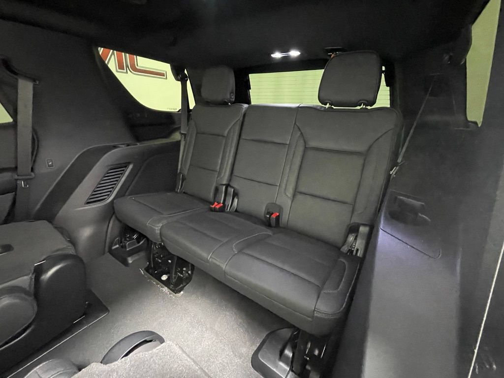 Used 2025 GMC Yukon Denali AWD/4WD image 10