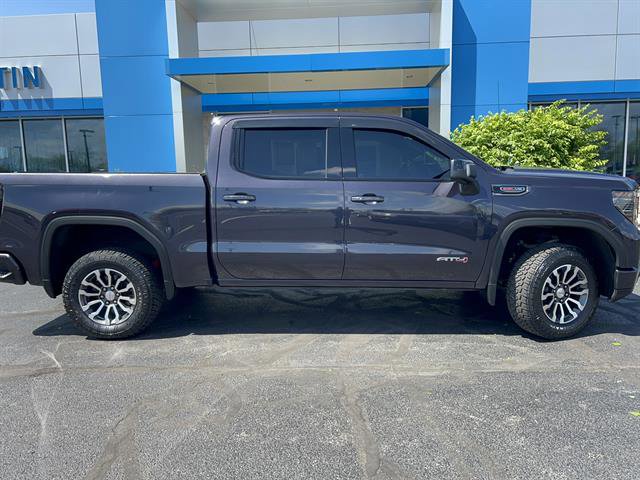 Used 2022 GMC Sierra 1500 AT4 w/ AT4 Premium Package AWD/4WD image 9