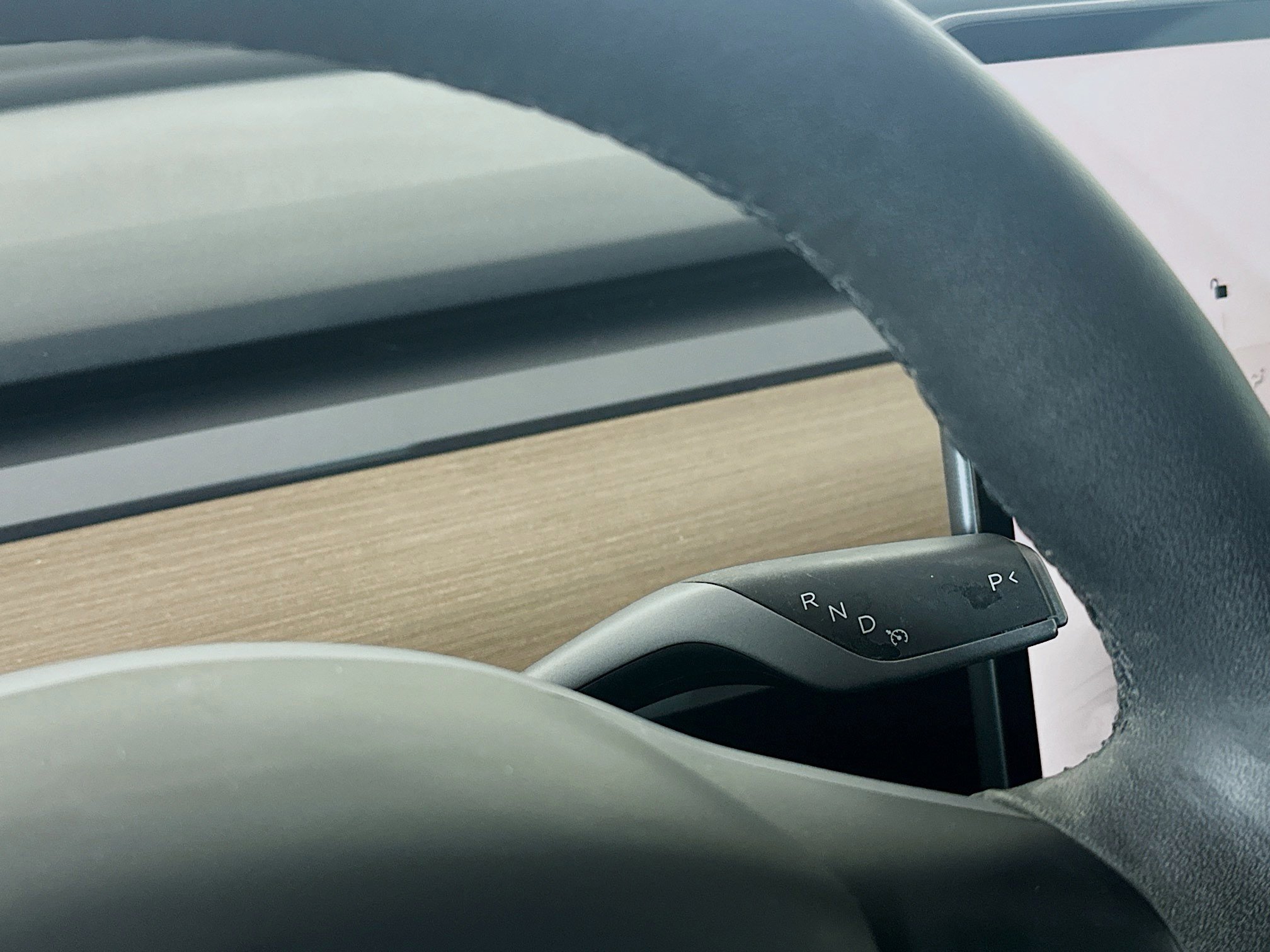 Used 2023 Tesla Model 3 Standard Range image 24