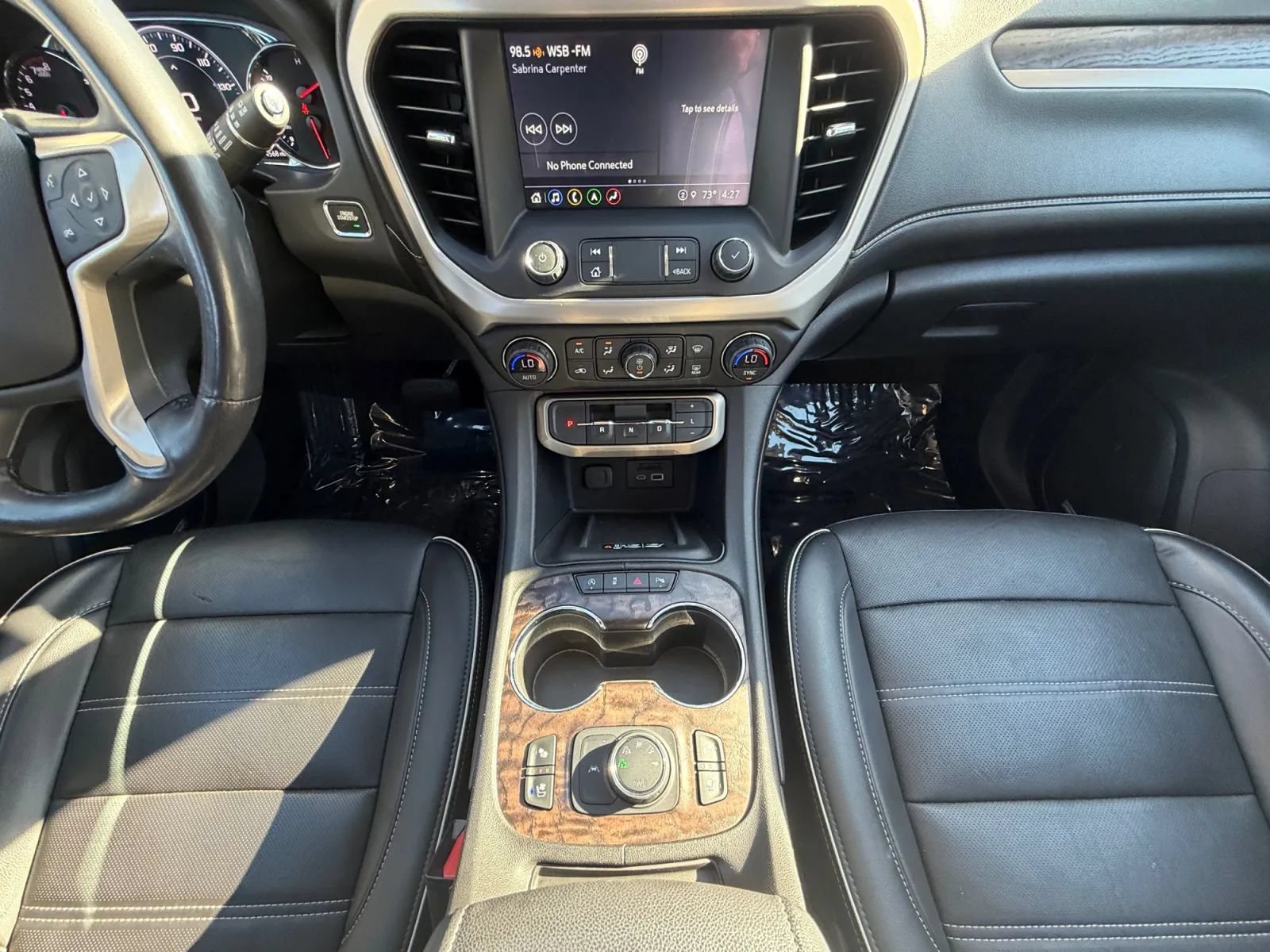 Used 2021 GMC Acadia Denali w/ Denali Ultimate Package AWD/4WD image 18