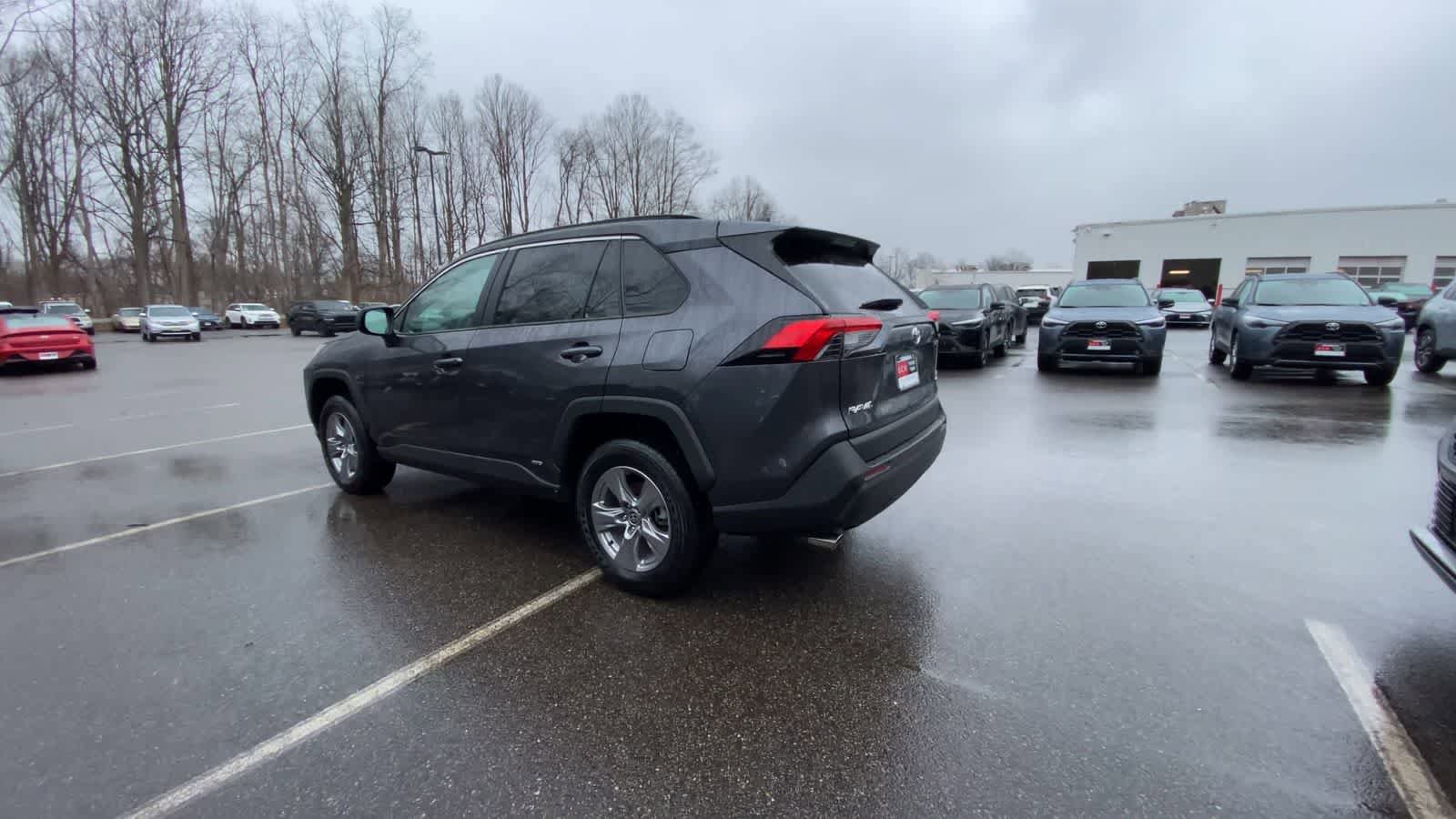 Used 2025 Toyota RAV4 LE image 10