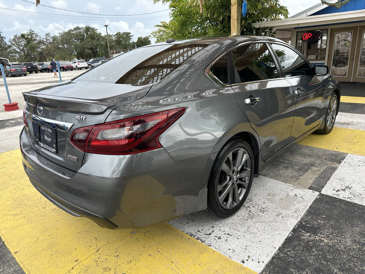 Used 2018 Nissan Altima 2.5 SR w/ SR Special Edition image 21