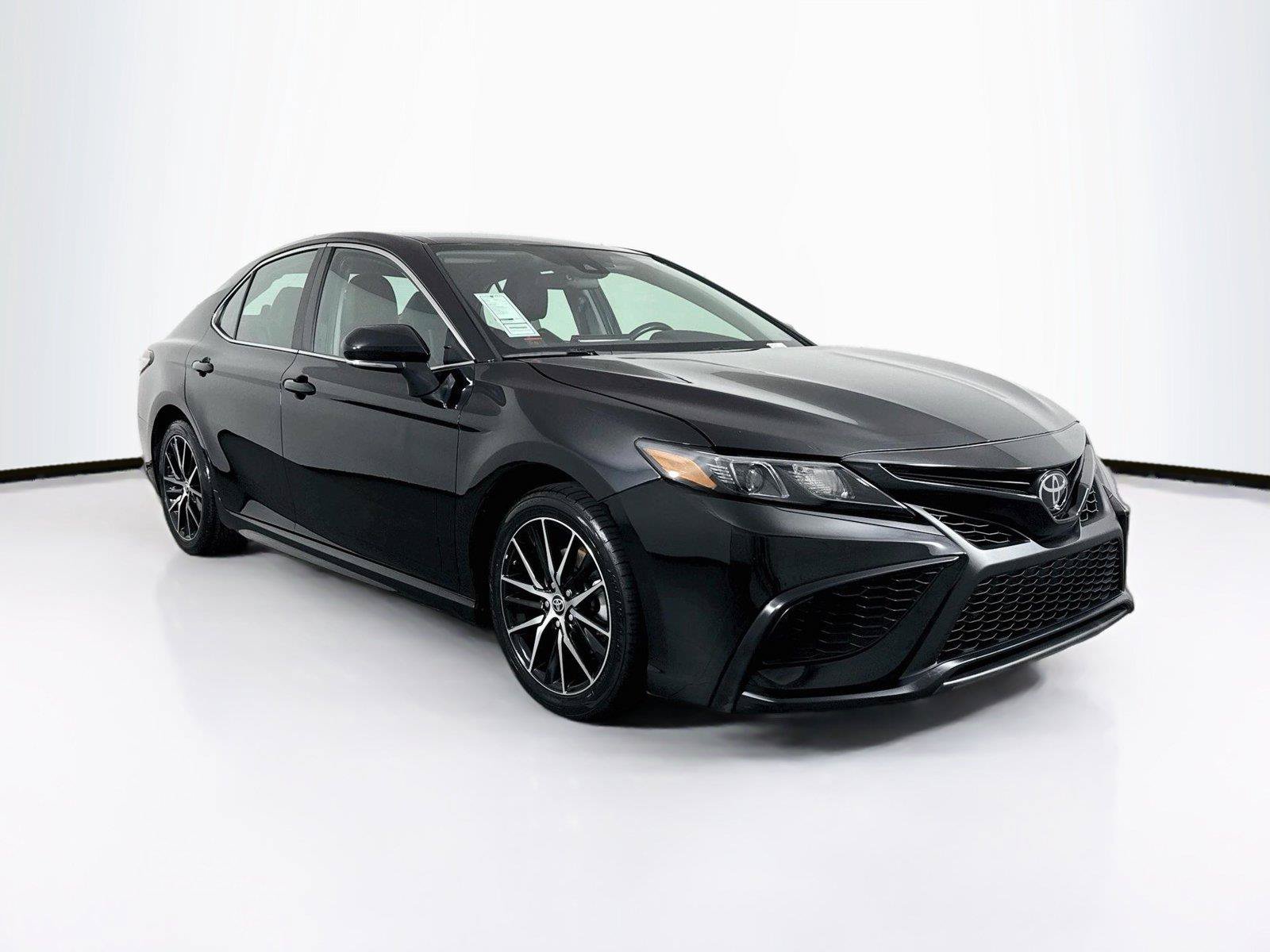 Certified 2024 Toyota Camry SE FWD image 8