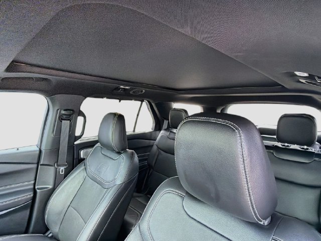 Used 2023 Ford Explorer ST w/ Equipment Group 401A AWD/4WD image 29