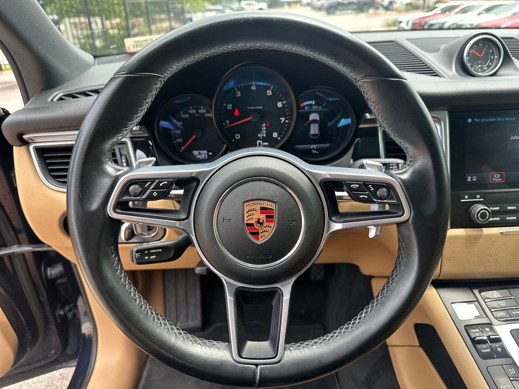Used 2018 Porsche Macan AWD/4WD image 23