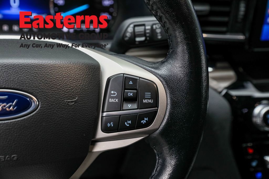 Used 2022 Ford Explorer Limited w/ Equipment Group 301A image 16
