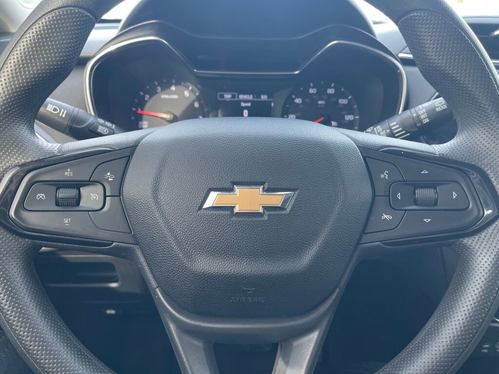 Used 2021 Chevrolet TrailBlazer LT w/ Convenience Package image 12