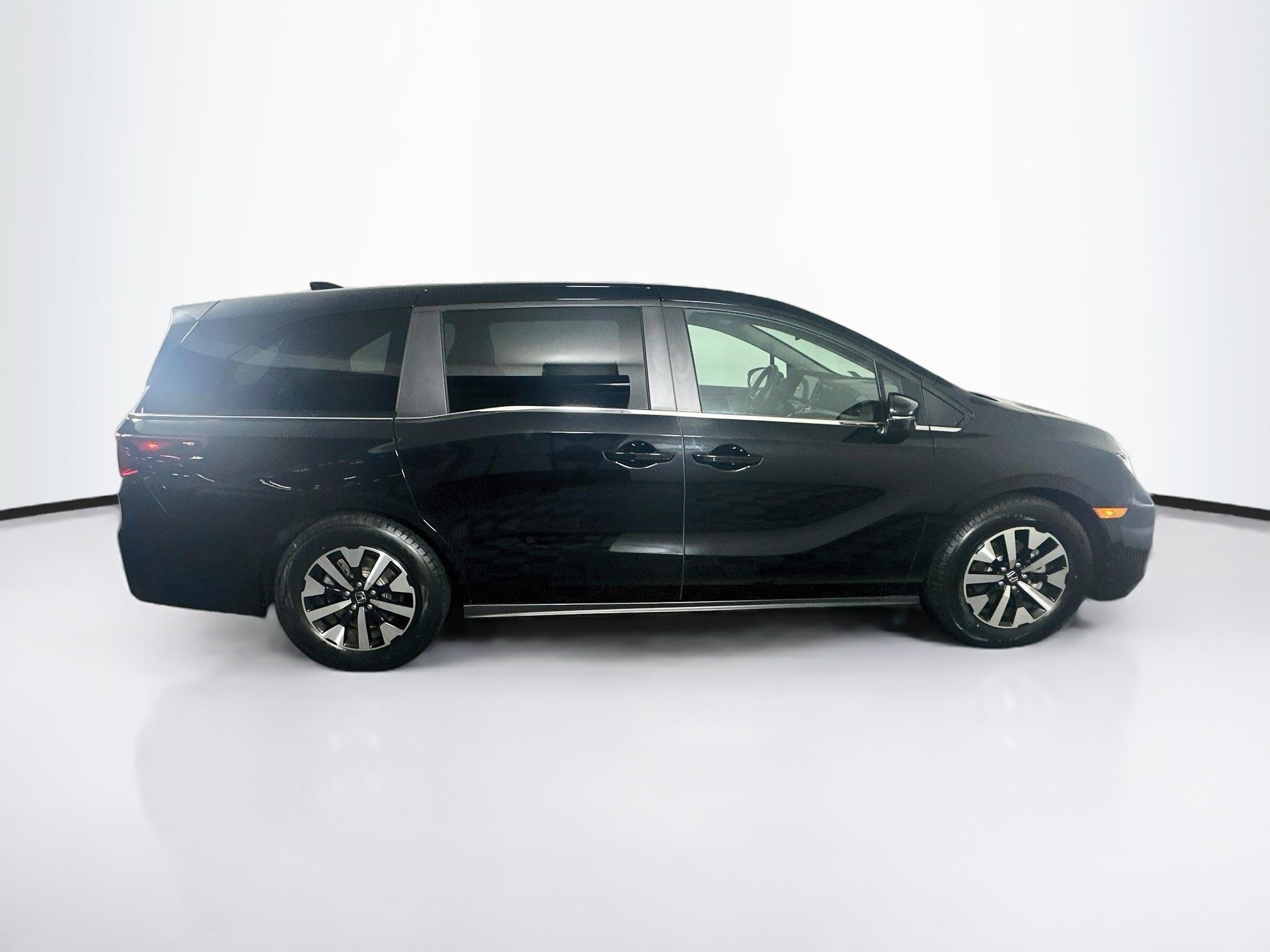Used 2025 Honda Odyssey EX-L image 10