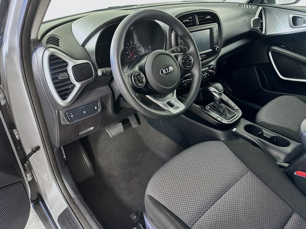 Certified 2021 Kia Soul LX FWD image 18