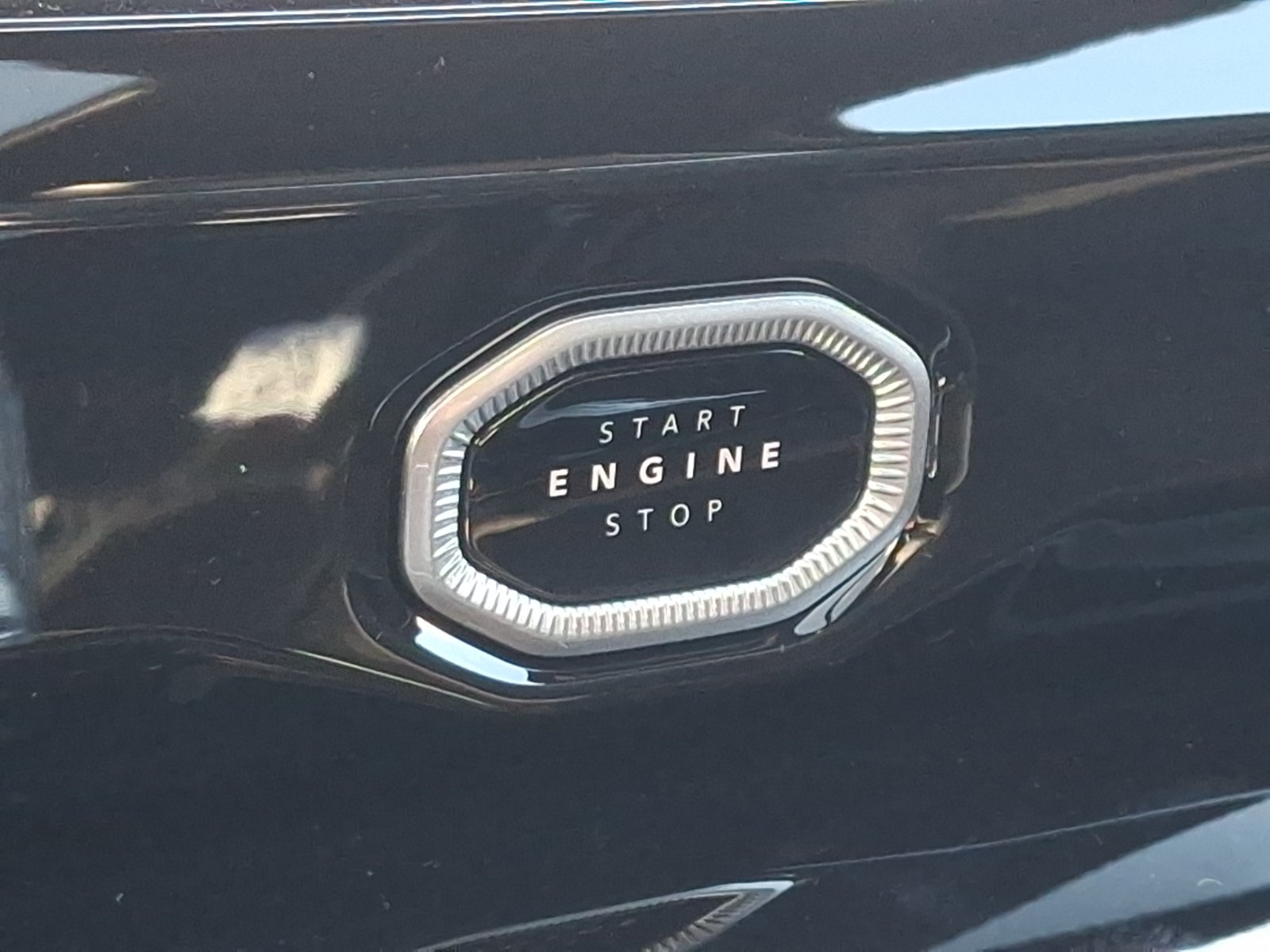 New 2026 Jeep Grand Cherokee Limited AWD/4WD image 18