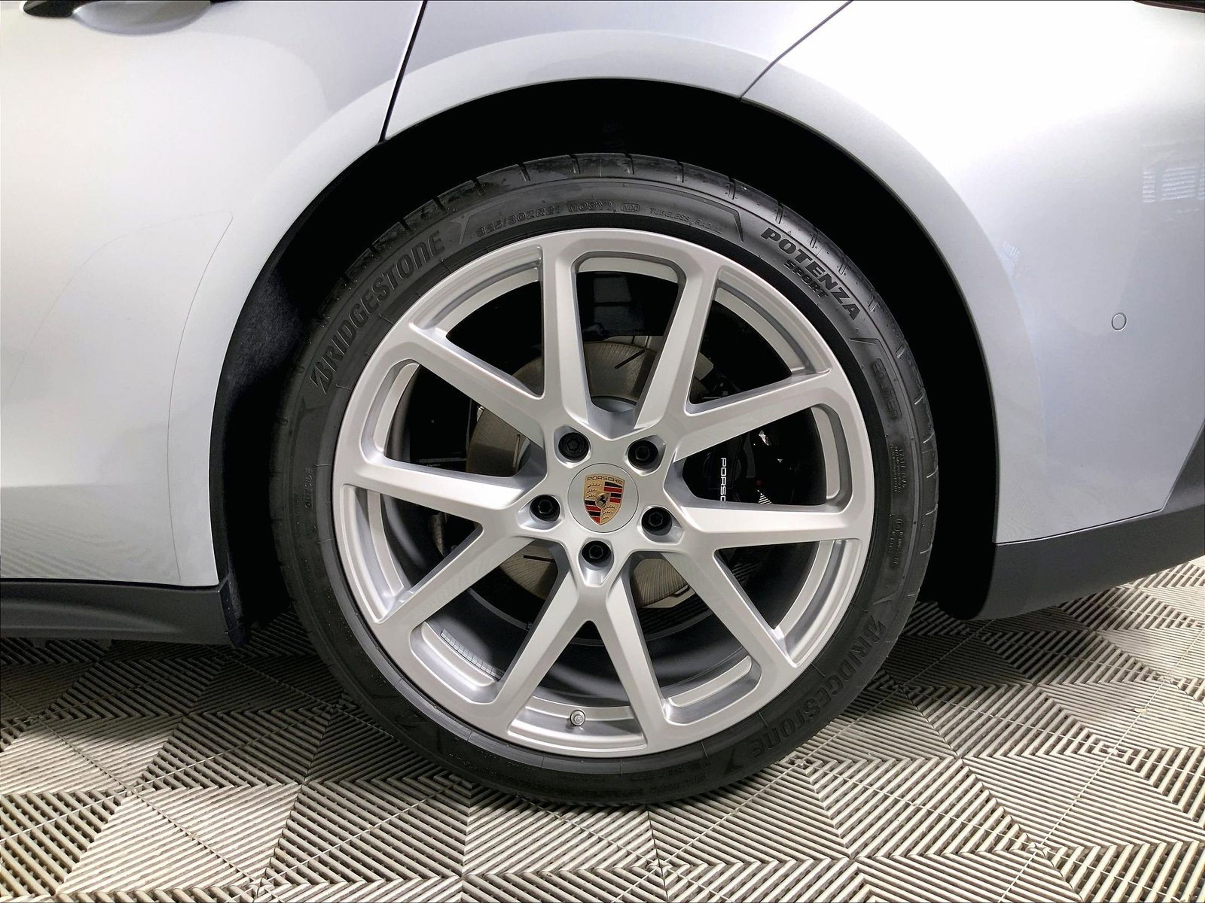 New 2026 Porsche Panamera RWD image 26
