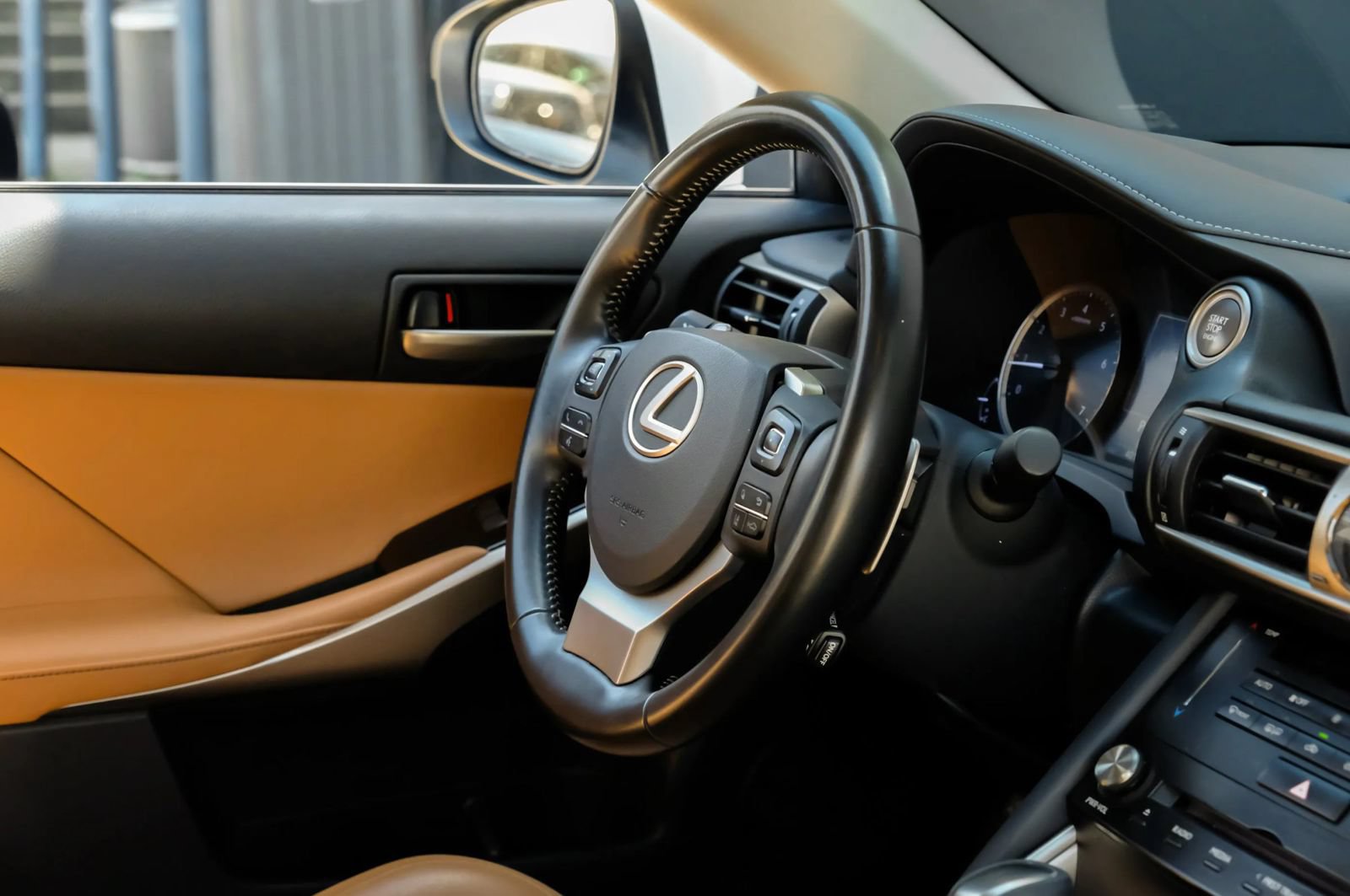Used 2018 Lexus IS 300 AWD w/ Premium Package image 19