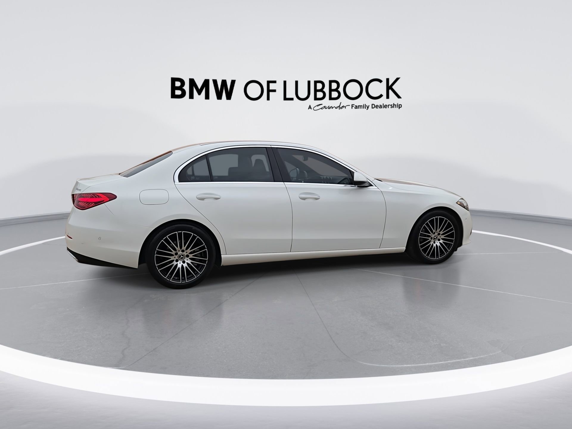 Used 2025 Mercedes-Benz C 300 4MATIC Sedan image 9