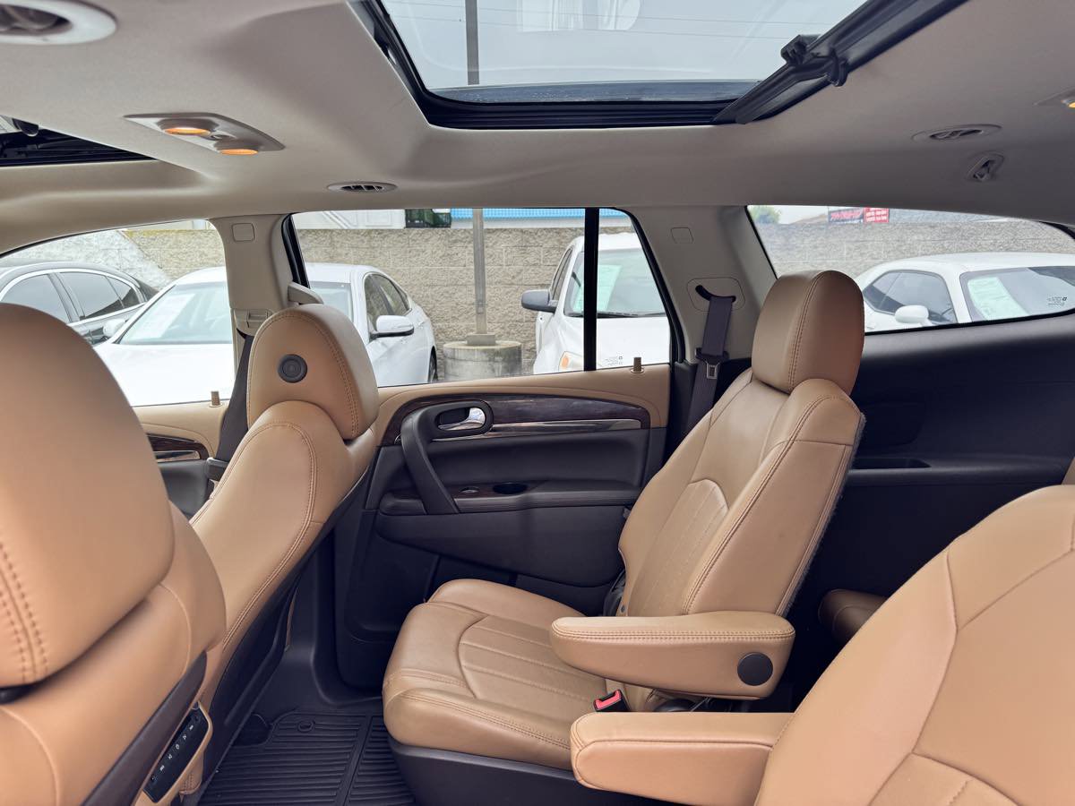 Used 2017 Buick Enclave Leather w/ Enclave Sport Touring Edition FWD image 28