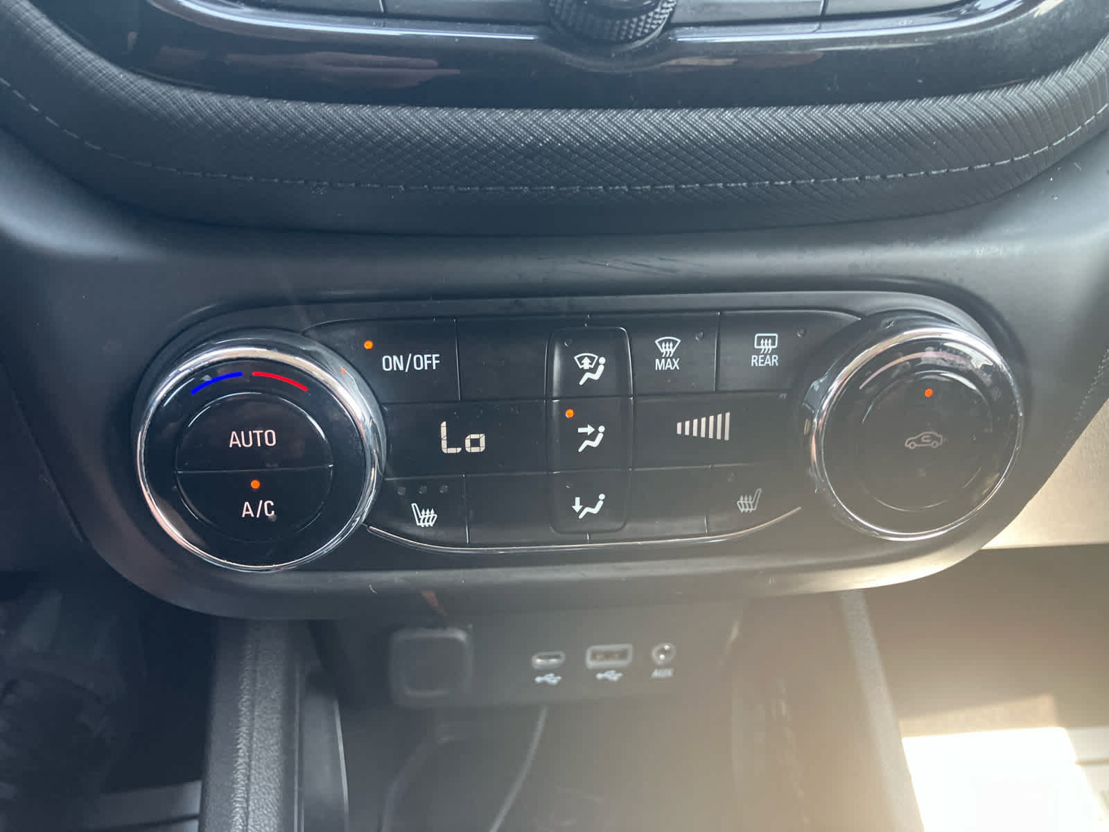 Used 2021 Chevrolet TrailBlazer LT w/ Convenience Package FWD image 24