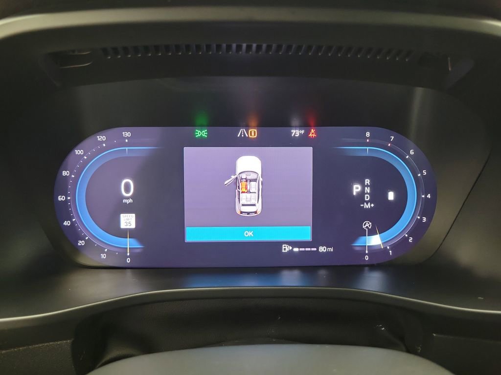 Certified 2023 Volvo XC40 B5 Plus w/ Driver Assist Package image 25