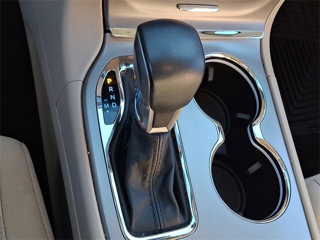 Used 2022 Jeep Grand Cherokee Laredo E image 15