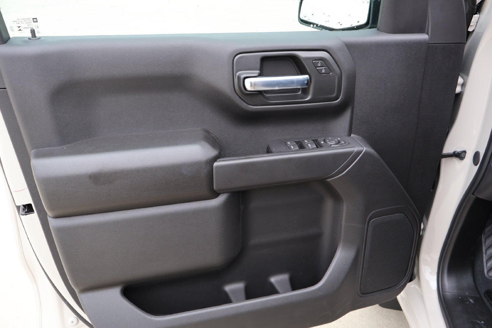 New 2026 Chevrolet Silverado 1500 Custom AWD/4WD image 9