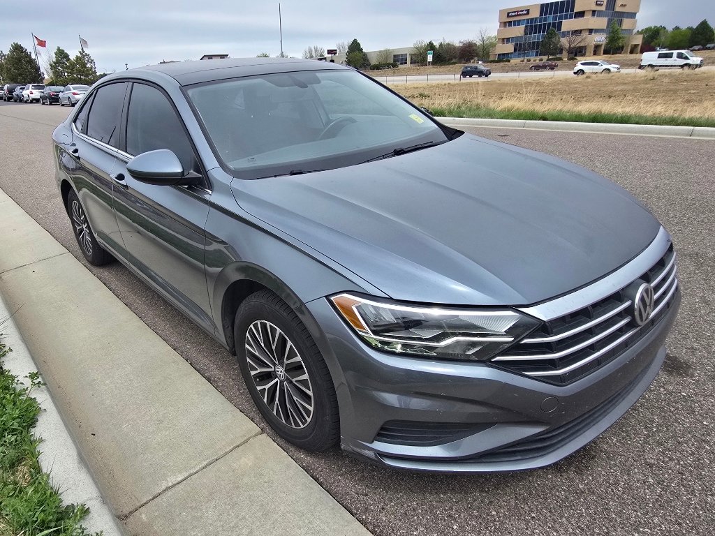 Used 2019 Volkswagen Jetta SE w/ Cold Weather Package image 7
