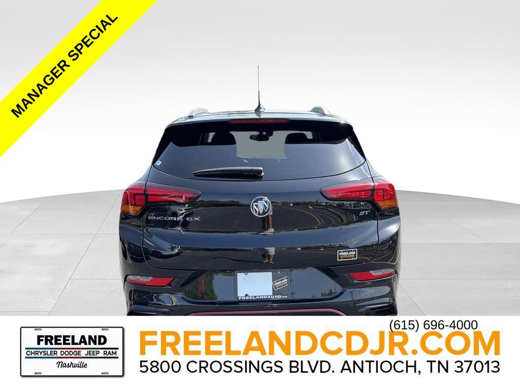 Used 2023 Buick Encore GX Select w/ Sport Touring Package FWD image 4