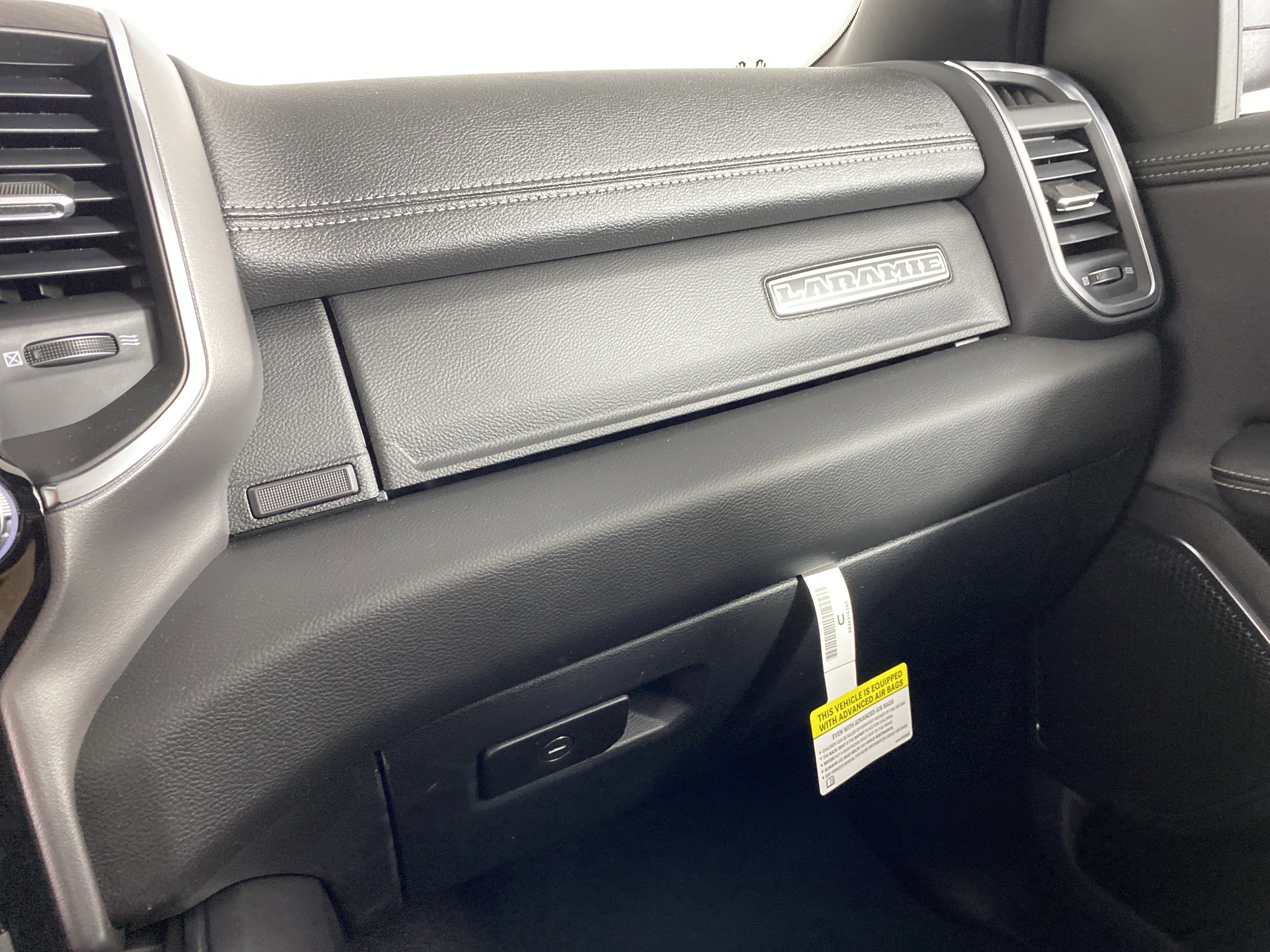 New 2026 RAM 1500 Laramie w/ Laramie Preferred Package image 32