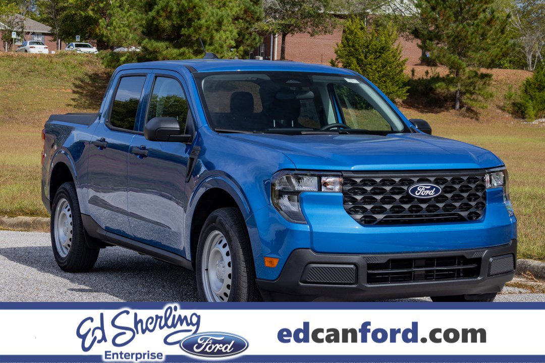 New 2025 Ford Maverick XL FWD image 1